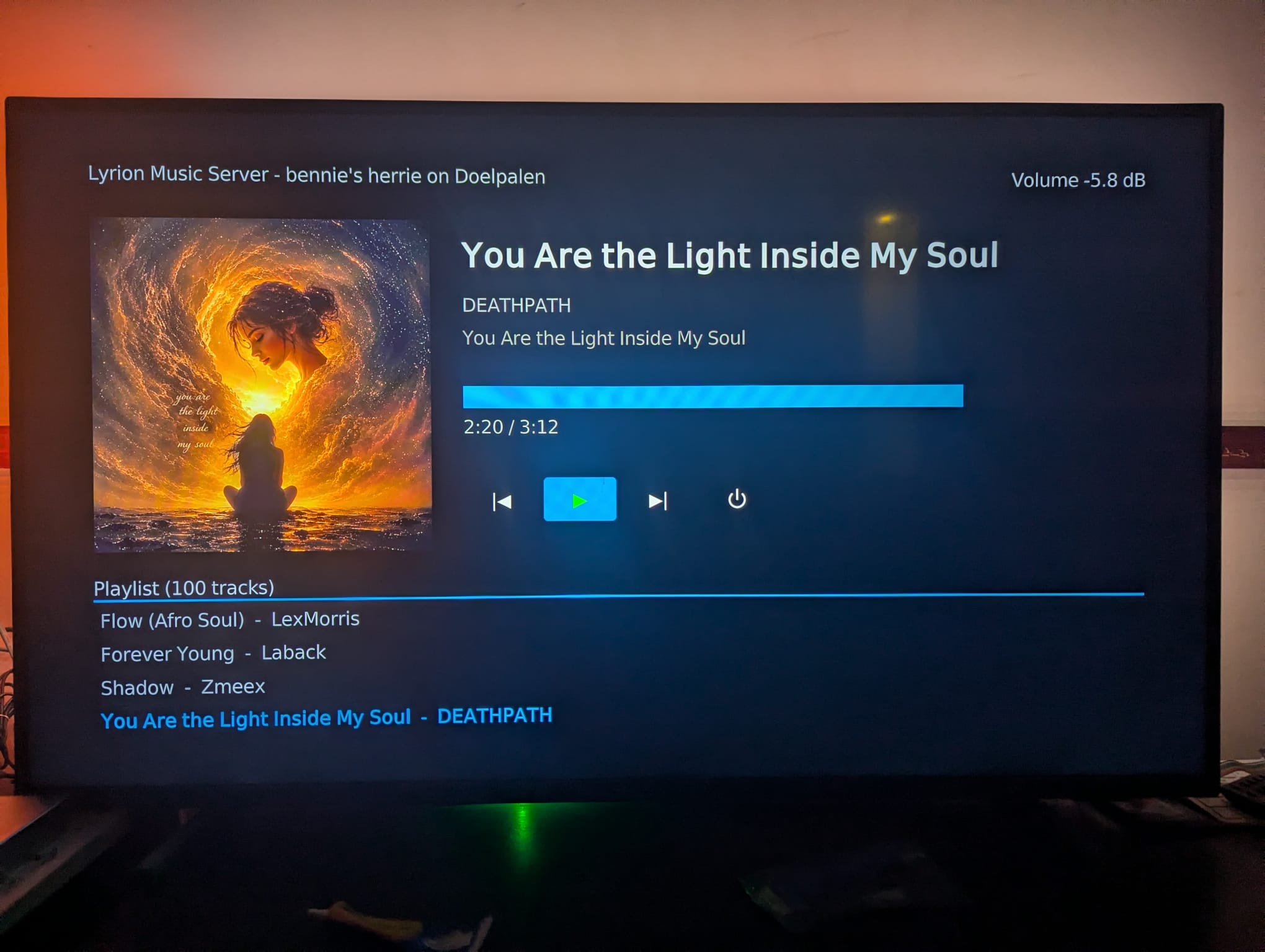 Boomerlamp controlled by Boomerbox
